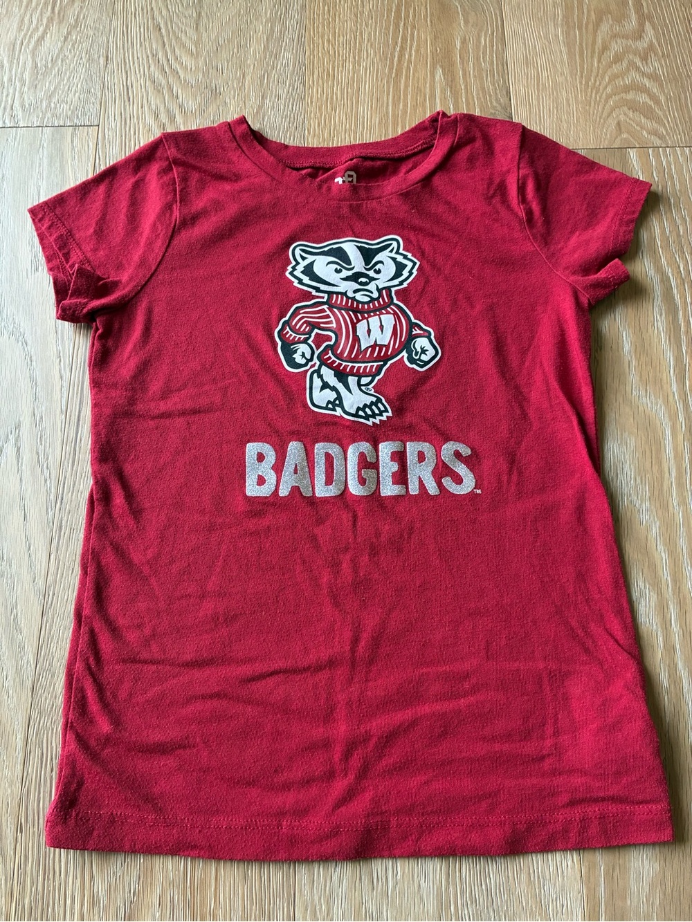 Wisconsin Badgers Girls Bucky T-shirt Size 7 Red Sparkle Team Athletics
